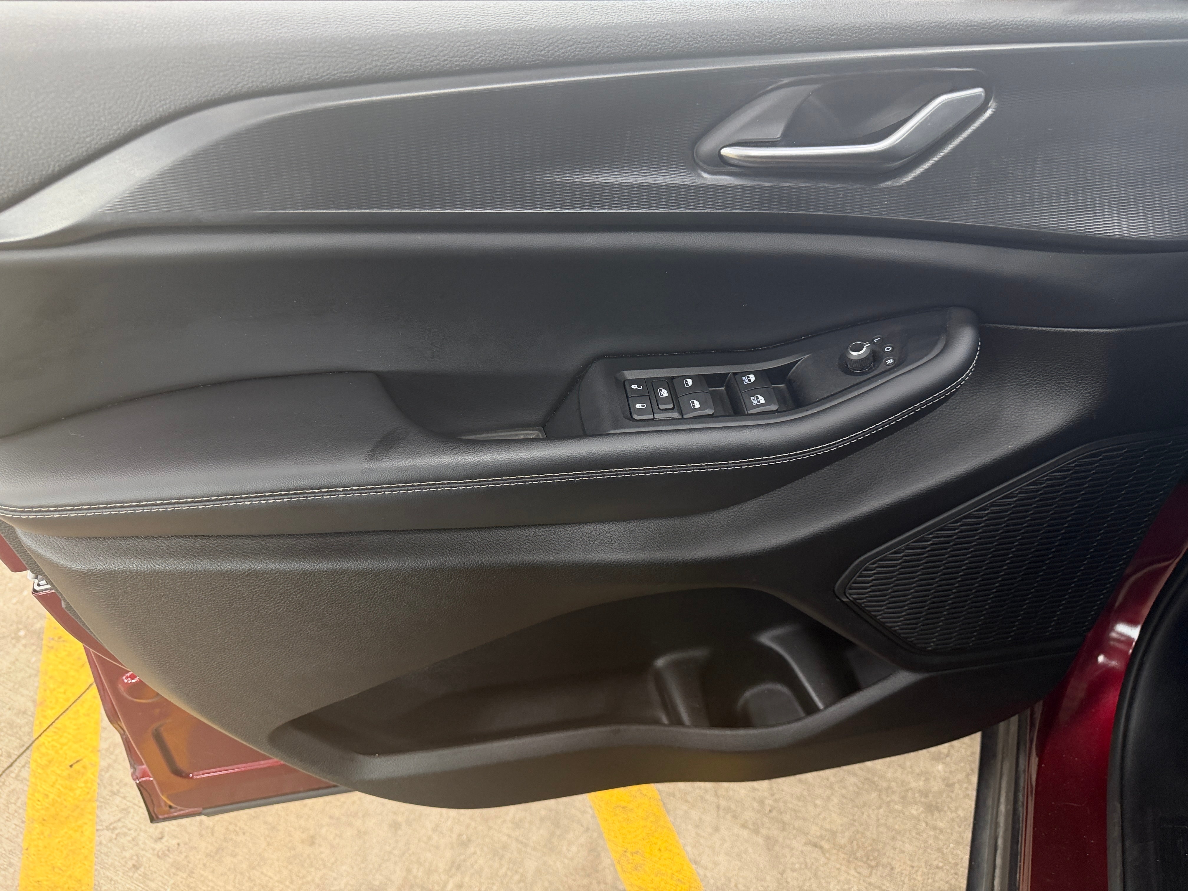 jeep grand cherokee 2023 1C4RJHAG6PC647588 image jeep grand cherokee 2023 1C4RJHAG6PC647588 image